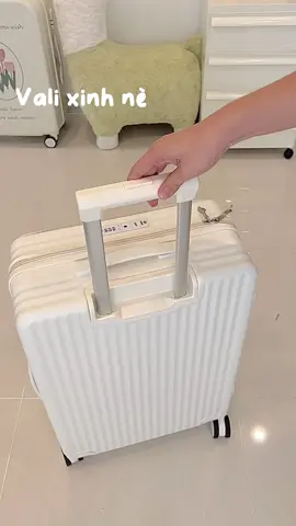 Thích sticker dán vali mà vậy kh hà 🥹 #xuhuong #phungreview #decorphong #taphoabanhbeo 