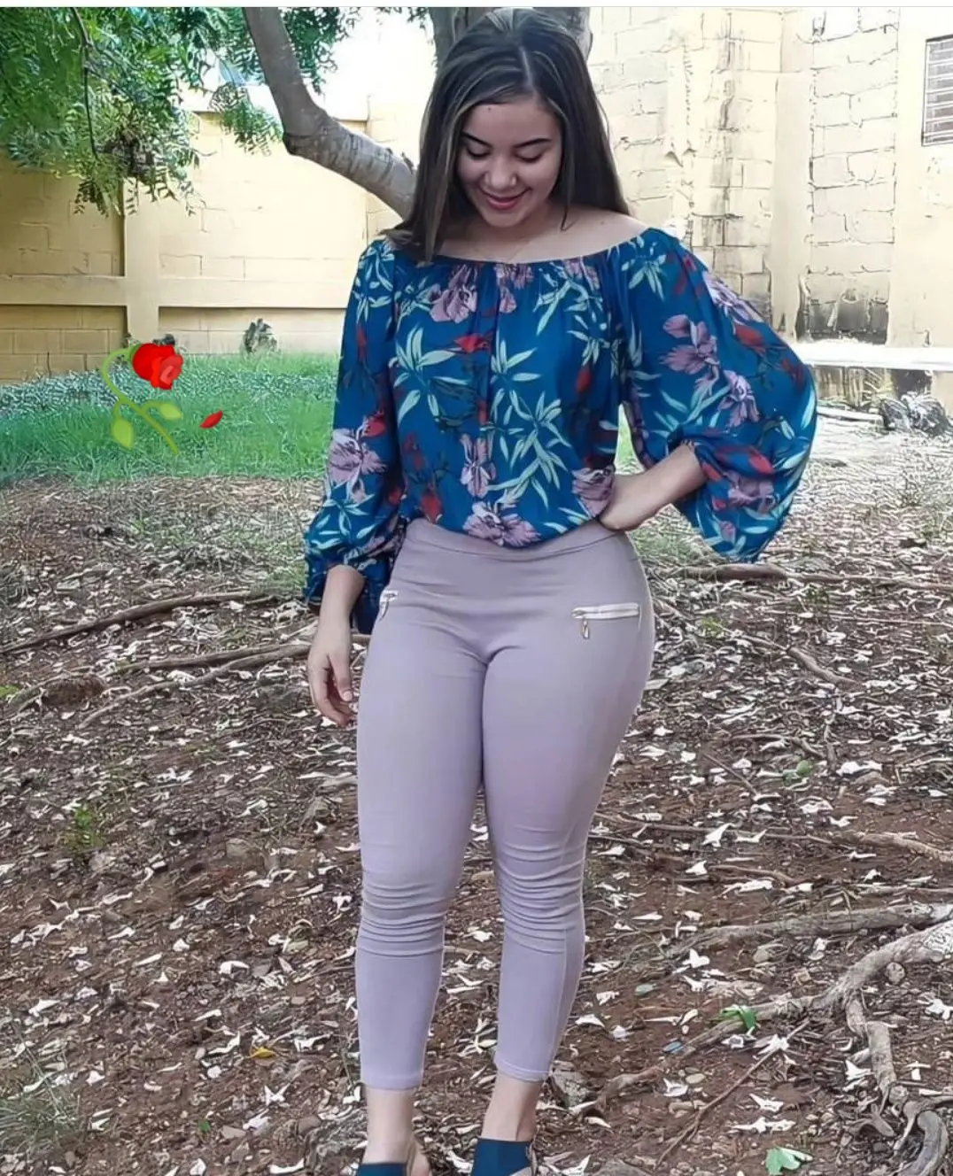 🥀💙💗#viraltiktok#fyp#loverlly__official05#unfrezzmyaccount#foryoupageofficiall 