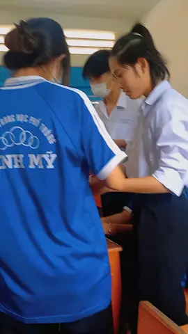 tuần dự trữ, mùa của xé bảng tên phiên bản học đường :))) #xebangten #runningman