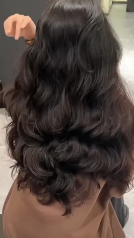 Uốn gợn sóng cực mịn tóc dài không nên bỏ lở#tócđẹp #kiểutócđẹp #tạokiểutóc #yooshihair 