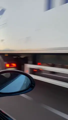 #scaniav8 #transport #routier #routiercamion #scaniav8 #scania #passion #camion #kingoftheroad #v8power #corse 