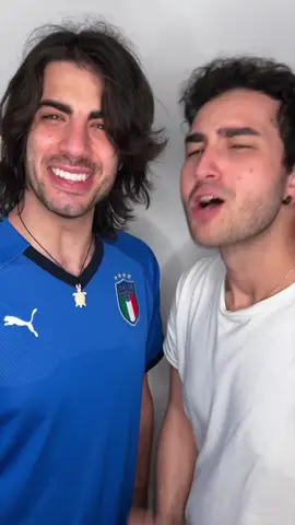 How did you do? @Duck With A Hat #lionfieldmusic #comedy #quiz #italian 