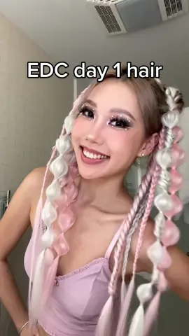 Replying to @Antoniachrista this is how the extensions look on! #ravehair #ravebraids #edclasvegas #edc2023 