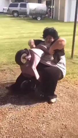 BEEP BEEP! #funny #hilarious #comedy #beepbeep #viral #funnyvideos #fyp #ignitionremix #fun #fat #bigwoman #fallingover #goodstuff #amusing #toottoot 