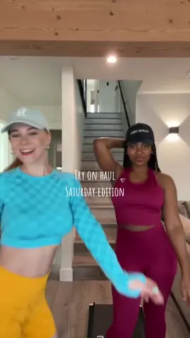 #fashion #workout #GymTok #GymLife #gymshark #target #girls #gymoutfit #outfitideas #differentskintones #2023fashion #sanfrancisco #usa_tiktok #germangirl #southafricatiktok 