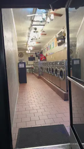 Laundry mat speakeasy located in Williamsburg New York 🤫 If you visit definitely check out the vending machine ✨ #newyork #brooklyn #speakeasy #secretbar #laundrymat #fyp #foryou 