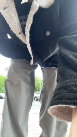 my neighbor was watchin me while watering his plants dc:@austin 