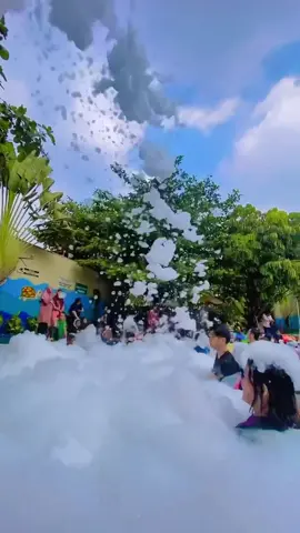 Yukkk rasakan keasikan mandi busa di newtown waterpark 🥰🫶🏻 #waterpark #fyp #CLEARYourHeadDuetChallenge #kolamrenang #terompetpemersatubangsa #olympics #yyyyyyyyyyyyyyyyyy #newtownwaterpak #rekomendasiwisata #swimming #berenang #pool #fypdonggggg #swim #newtown #yyyyyyyyyyyyyyyyyy #waterparkvlogs #kolamrenang #indonesia #watersports #tangerang #hits 
