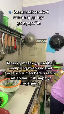 Apakah pekerjaan rumah ituh bukan pekerjaan? 🙄😔😏 #masukberandafyp #juegosgratis #iburumahtangga 