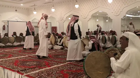 سلام مني على الاجواد وأثنى السلام  وأثر التحية على اللي يستحقونها 