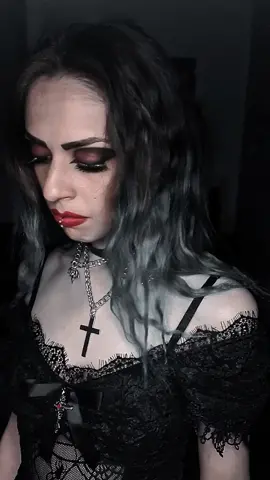#cosplay #vampire #pourtoi #foryou #fyp #fypシ #foryoupage #fy #cosplaygirl #vampiregirl #vamptok #vampires #cosplaygirl #vampgoth 