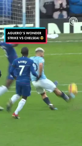 Three is a magic number, right? 😎   Throw🔙 to @Sergio Agüero’s wonder strike from his hat-trick against Chelsea! 🤩 #ManCity #ManchesterCity #Aguero #PremierLeague 