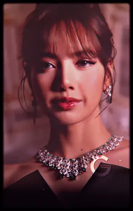 princess vibes fr #lisa #blackpink 