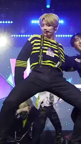 let me tell you this Jeongin's sexy dance exist 🤭😁 #jeongin #jeonginskz #IN #I_N #inskz #jeongin🦊 #maknaeontop #maknae #skzmaknae #straykids #skz #stay #skzstay #skzot8 #straykidsot8 #fypskz #fyp #sclassskz #sclass #skzedit #straykidsstay #straykidsworlddomination 