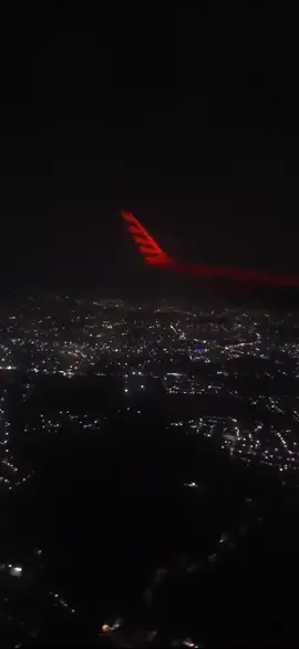Pendaratan Pesawat Citilink di Bandar Udara Soekarno Hatta (CGK) Malam Hari