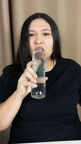 Água voss a água mais PURA do mundo. comprei uma garrafa de 375 ml por R$ 27,49. mas será se vale a pena a compra?  #agua #aguavoss #voss #noruega 