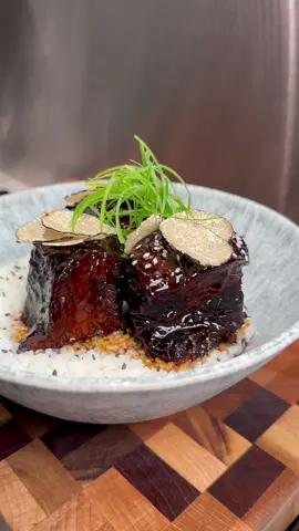 Soy Braised Black Truffle Short Ribs 😍🙅🏽‍♂️ #EasyRecipe #EasyRecipes #beef #asmrfood #slowcooker #FoodTok #DinnerIdeas #dinnerwithme #cooktok #steaktiktok #recipesoftiktok #comfortfood #dinnertime #homecooking 