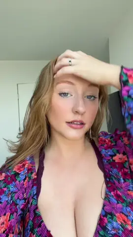 Peep the pedialyte next to the bed #transitionsounds #transition #grwmtransformation 