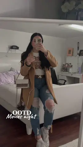 #fyp #OOTD #outfitideas #inspooutfit #coach #amigas 