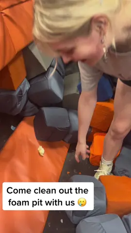 Stay tuned for a mic’d up behind the scenes…. #skyzoneflorence #foampit #somuchfoam 