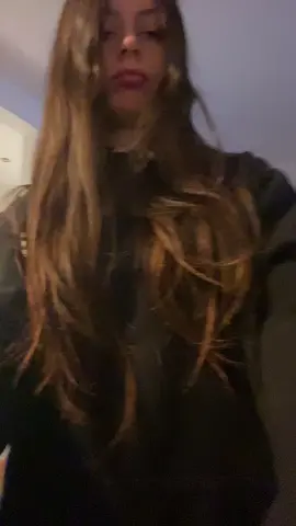 Skating in shorts and tights is heaven #figureskating 