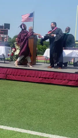 and we bless God for the graduates ! #fypシ #praisebreak #classof2023 #viral #blesshim #godisgood #imadeit 