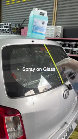 ✨ Say goodbye to streaks and hello to crystal-clear shine! ✨ Watch as I work my magic with this incredible Kleenson Glass Cleaner. Get ready to be amazed!  #GlassCleaningMagic #StreakFreeShine 