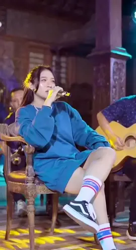 Pambasilet. Della Monica @lagoerakjat  #dellamonica #pambasilet #akhtarmusic #dangduttiktok #dangdutviral #liriklaguviral 