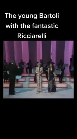 Belle nuit #opera #operasinger #music 