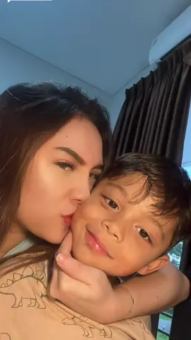 Replying to @Mido_31 yg minta pap sm bocil epep lunas yh