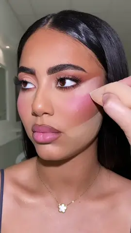 Baking blush 💗 #makeup #glam #lips #tutorial #tutorials #fy #foryou #pourtoi #viral #blush #viralblush #pinkblush #glambymajha #baking 