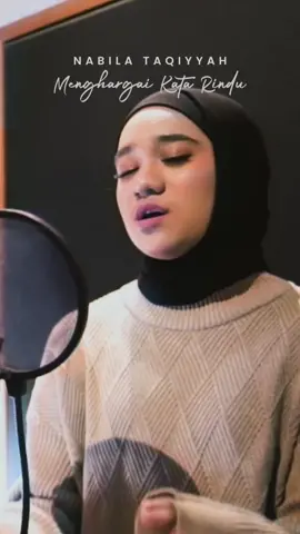 Lyric video single perdana @nabila.t ‘Menghargai Kata Rindu’ yang diciptakan @Mario g klau 🌻 udah tersedia di YouTube! Yuk kita stream dan hafalin lagu-nya sampai menunggu result show #IndonesianIdol nanti malam🤍