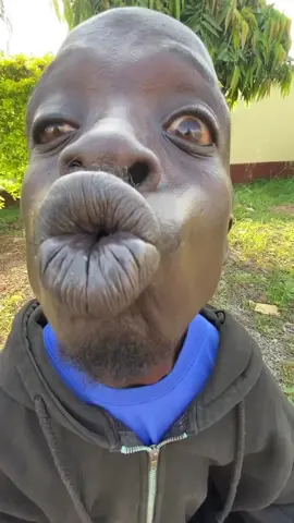 #man#kiss#lips#africa#мужчина#поцелуй#губы#африка
