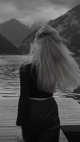 وعانقت الروح خصاله ...  والعين منه أبعد .. ذلك لأنه مس الفؤاد بلطف .  والنبض على ذلك يشهد . في بعده أراه قريب ...  وفي قربه أكون أسعد .. لو مر طيفه فيا فرحتي .  ولو مر بذاته فذاك المقصد  تتوه الدنيا في غيبته   وفي حضرته العيش أرغد  . . . . . #كتاباتي_للعقول_الراقية🥀  #ماجدة_الرومي_عيناك_ليال_صيفية❤️  #من_أنت_وسحر_في_عينيك 