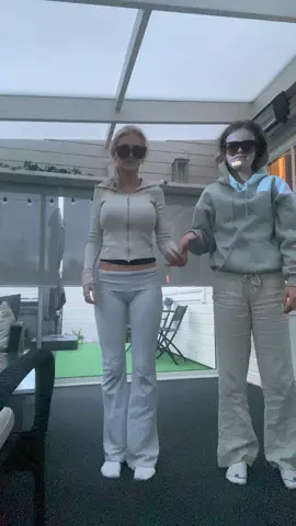 You spin me around! #mylove #foryoupage #fypシ #blondshavemorefun #fordig #spinyouaround 