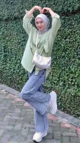 tim sage green merapat😍👊 #kemejaoversize #pinterest #ootdhijab #ootdinspo #fyp 
