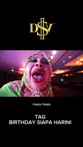 LUPAKAN lagu Birthday Biasa! Lepasni play lagu ni okay! Full boleh tengok di YT DSV ENTERTAINMENT #happybirthday #happybirthdaysong #datosrivida #cikb #fyp #fypシ #fypdongggggggg 