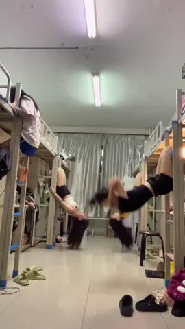 Cách các tỉ tỉ Trung Quốc có dáng đẹp #douyin #tậpthểdục #dángđẹp #trung #douyin抖音 