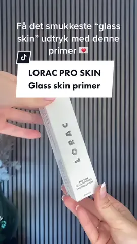Vildt lækker primer til at give det såkaldte “glass skin” udtryk 🤩 Tjek produktet ud fra LORAC på hjemmesiden billigparfume.dk 🌸#primer #lorac #glassskinmakeup #perfectbase 