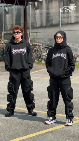CARGO PANTS ! 🔥 ( JTTSTOREMY ) HAVE 6 / 3D POCKET , EXCLUSIVE TAG BY JTT BACK POCKET TOTAL ALL POCKET 10 POCKET ⚡️  #localbrand #jttstoremy #OOTD #newreleases #streetstyleideas #fashionstyle #rayawithjtt #styleoutfitideas #styleoutfit #outfit #oversizestyle #jttstoremy 