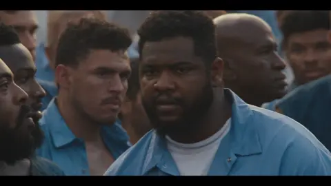 Bunny knows how to make an entrance. #mayorofkingstown #tobibamtefa #bunnywashington #prison #revenge #drama