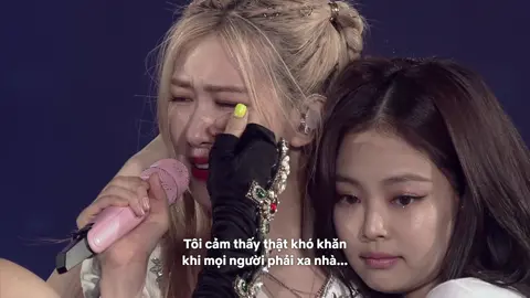 Cứ mỗi lần coi lại đoạn này cũng muốn khóc theo mấy nàng 🥺 #blackpink #cry #thailand 