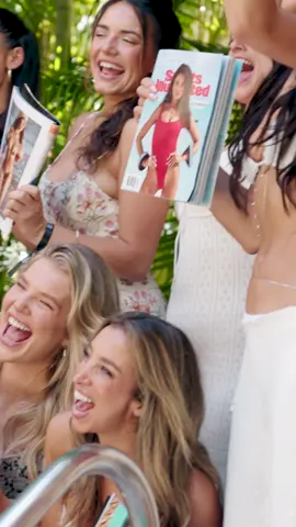Best. Week. Ever. #SISwimsuit #SISwim23 👙