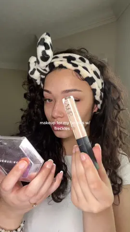 heres a light makeup routine that doesnt cover your freckles! very similar to a no makeup, makeup kind of look 🫶🏼