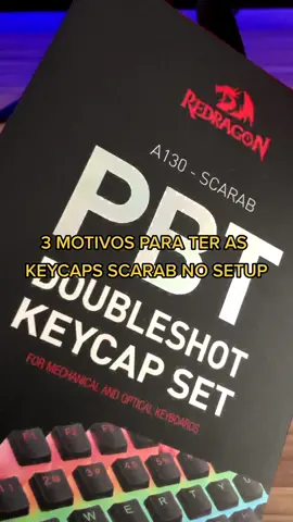 Eu poderia te dar mil motivos, mas vamos aos poucos pra você se apaixonar 😎🔥 #redragon #gaminsetup #scarab #keycapcustom #custom #rgbgamer #tecladogamer #rgb 