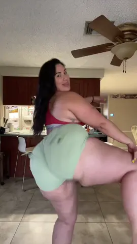 This took me way too long to do bring back mysoace coding @Allure The Brand #allureshorts #plussize #xl #myspace #yikes #clothinghaul 