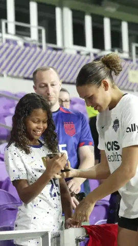 How it started 🥹 How it’s going 🫂 #NWSL #Rodman 