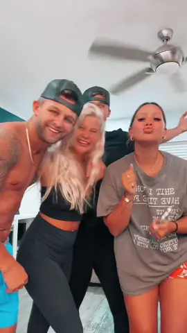 AHHHHH they came and surprised us🤍 missed my boys 