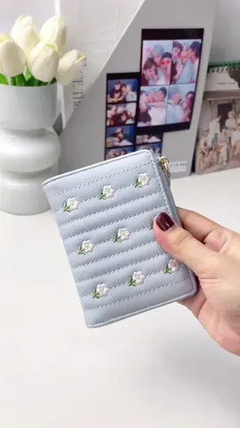 daisy wallet ☁️ #daisy #wallet #cutewallet #wallets #fy 
