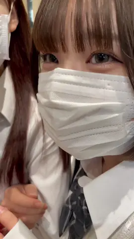 驚きかた、天敵に捕まった小動物みたいでかわいいww🤤#jkブランド #05 #fyp #友達が可愛すぎる 